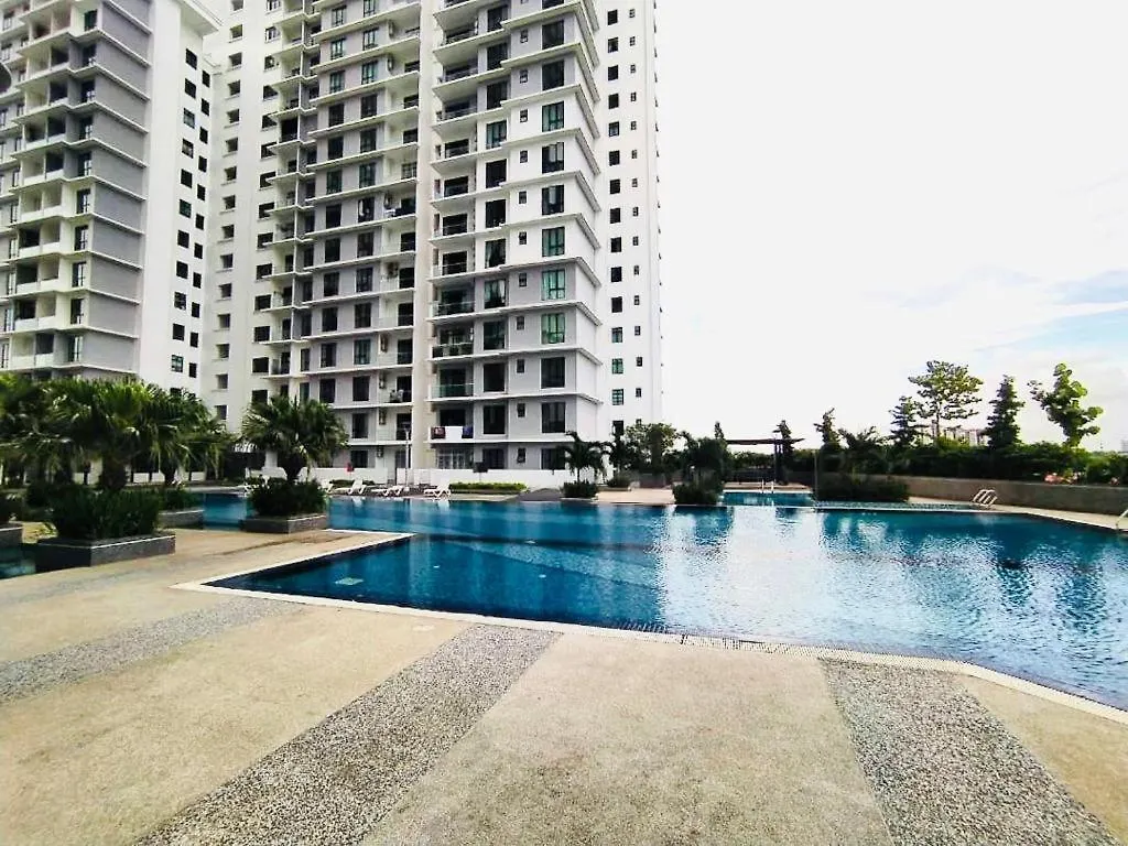 Platino Paradigm Mall @ Johor Bahru Apartment