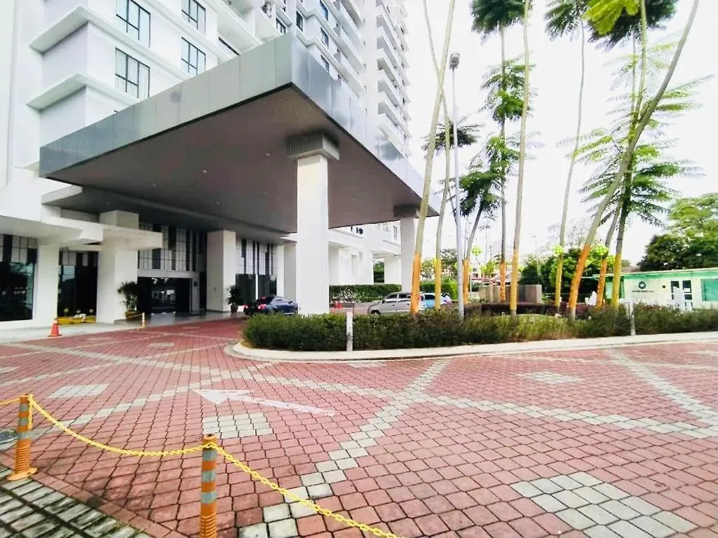 Platino Paradigm Mall @ Johor Bahru Apartment